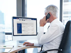 Digital services from Hörmann overview:
Sales services such... Man at a computer
