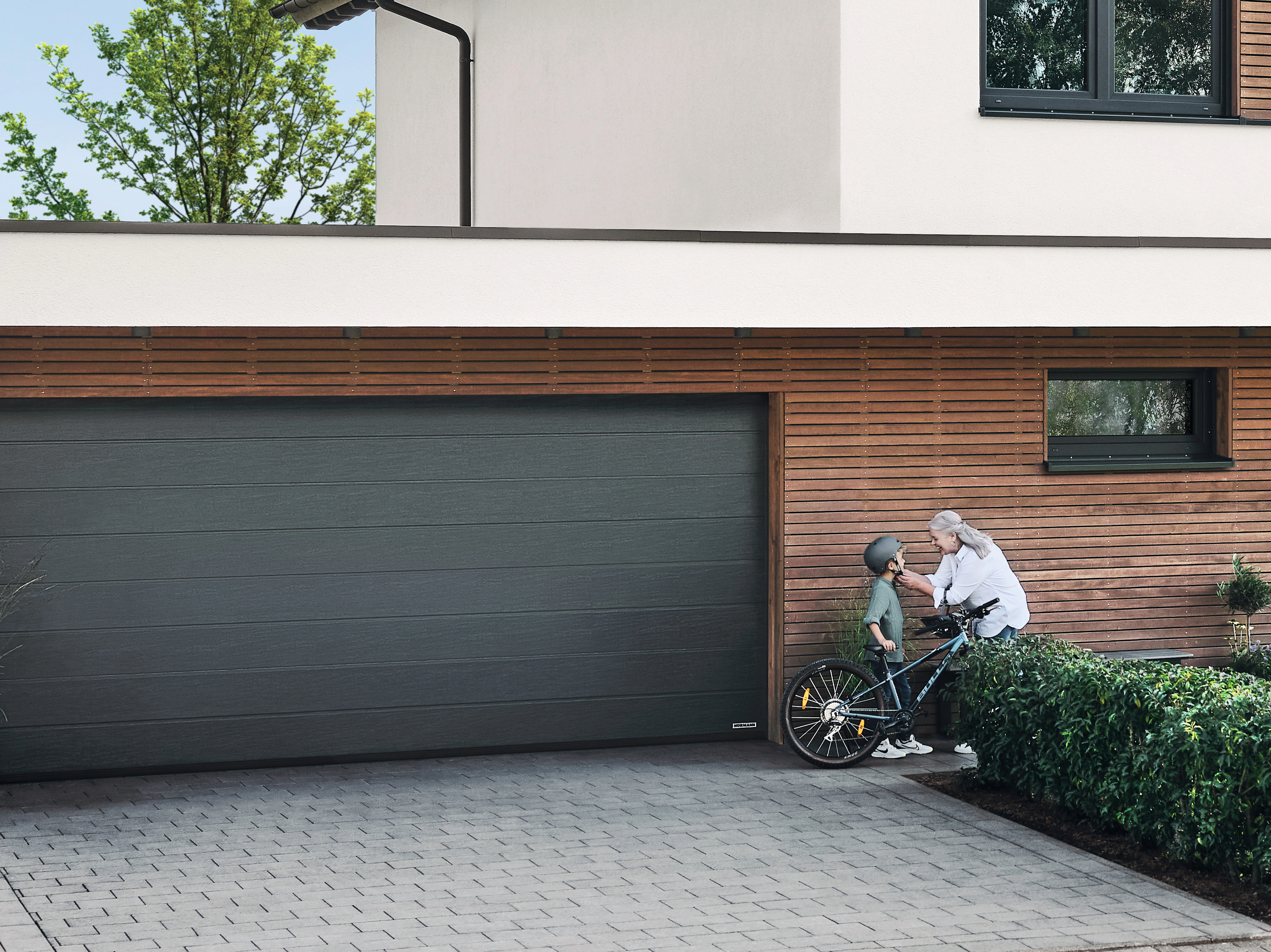 Promozione Hörmann - Vivi la tua casa con più sicurezza
Rispetta l'ambiente con i portoni per garage Hörmann a impatto zero ad un prezzo promozionale. Offerta valida fino al 31 dicembre 2026 incluso presso tutti i partner commerciali che aderiscono all'iniziativa.