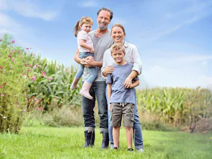 We think and act green: CO₂-neutral storage systems for your... We think and act green: CO₂-neutral storage systems for your home
We cover our entire electricity requirements at all European production sites with 100 % with purchased green electricity from...