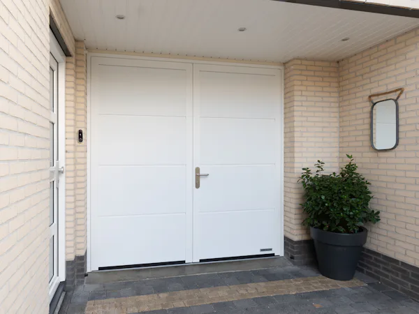 Openslaande garagedeuren Reusel | Hörmann