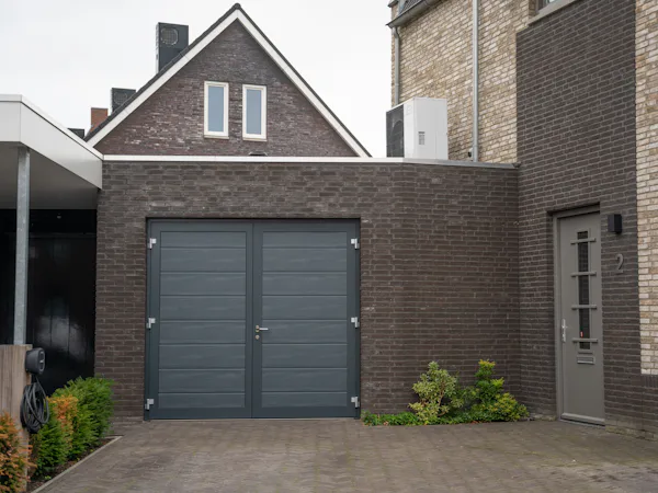 Openslaande garagedeur Lemelerveld | Hörmann