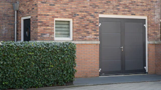 Actie op openslaande garagedeuren en achterdeuren!