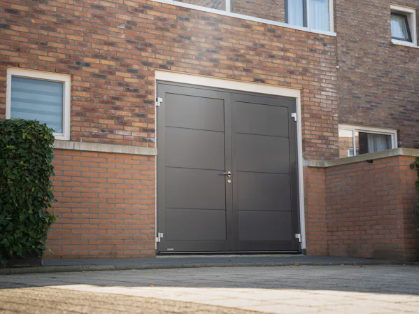 Openslaande garagedeur Lochem | Hörmann