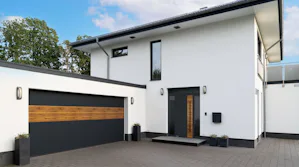 «VarioDesign» für Garagen-Sektionaltore Mit dem neuen «VarioDesign» können Garagen-Sektionaltore LPU 42 mit L-Sicke individuell gestaltet werden. Durch eine oder mehrere vom restlichen Design abweichende Lamellen lässt sich ein...