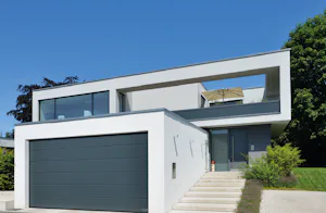 Si besoin, nous vous organisons volontiers une... Si besoin, nous vous organisons volontiers une tôle-échantillon de 210x148 mm dans la couleur souhaitée.
Moderne, intemporel, élégant6 couleurs exclusives Hörmann Matt deluxeCouleur standard CH 9016...
