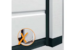 
Nur bei Hörmann4 cm hoher Kunststoff - ZargenfussSchützt...
Nur bei Hörmann4 cm hoher Kunststoff - ZargenfussSchützt nachhaltig vor möglicher KorrosionBodendichtung und Zargenfuss = optische eine gelungener Abschluss