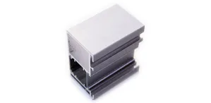 Profilé d'élargissement en aluminium, livrable en 25 mm, 50... Profilé d'élargissement en aluminium, livrable en 25 mm, 50 mm, 100 mm et 150 mmRAL 9016 mat en standard19 couleurs préférentielles (intérieur blanc RAL 9016 mat)RAL au choix (couleurs différentes ou...