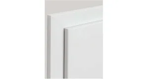 Porte de chambre classique en bois pour l'intérieur,... Porte de chambre classique en bois pour l'intérieur, disponible en diverses surfaces et avec divers équipementsPanneau en aggloméré alvéolaire avec surface Duradecor blancCouche intermédiaire avec...