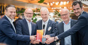 PRO.ELEMENT-Award Beim Forum Bauelemente im Jahr 2024 wurde die Hörmann KG Verkaufsgesellschaft als erstes Unternehmen mit dem PRO.ELEMENT Award ausgezeichnet. Die Jury begründete ihre Entscheidung so:
„Die Hörmann KG...