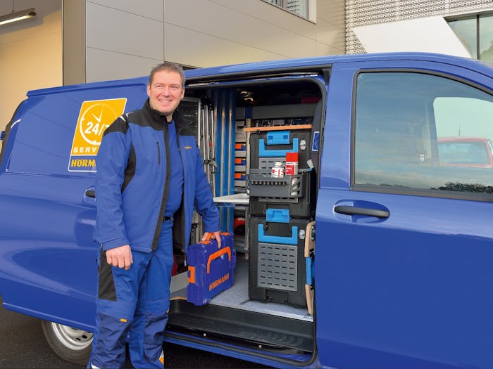 Langjährige Erfahrung bei der Wartung von Toren und Türen Hörmann ...