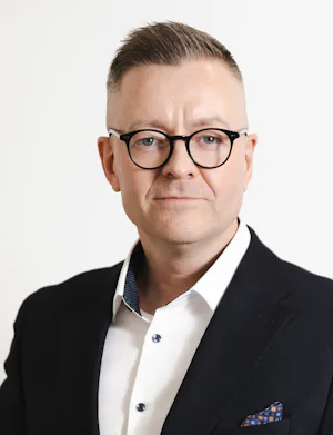 Vastuullisuus on tekoja – yhdessä rakennamme tulevaa VSME-standardin mukainen raportointi on meille tärkeä askel eteenpäin. Se ei ole vain raportti tai tapa täyttää uusia odotuksia, vaan ennen kaikkea mahdollisuus pysähtyä katsomaan, missä olemme nyt,...