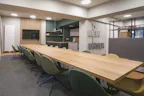 Photo title On the south side of the high-rise block, new loggias and conservatories were created using the precast concrete elements that were also fitted there. However, the increased depth of the floor plans...