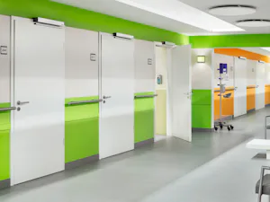 Les portes battantes combinées à une motorisation offrent... Les portes battantes combinées à une motorisation offrent l’accessibilité aux personnes à mobilité réduite dans les bâtiments publics, au travail et à la maison. Avec les portes battantes...