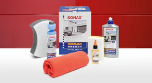 Le kit de nettoyage et d’entretien développé exclusivement... Le kit de nettoyage et d’entretien développé exclusivement pour Hörmann en collaboration avec la société Sonax permet de nettoyer rapidement, facilement et de manière professionnelle les portails,...