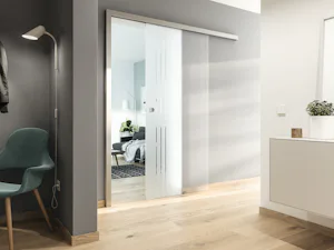 Oft sind es die kleinen Dinge, die den Alltag erleichtern... Moderne helle Wohnung mit eleganter Schiebetür aus Glas