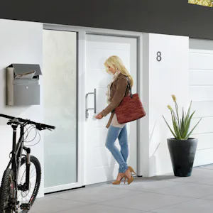 Thermo46 Motiv 015 Die Thermo46 Türen bietet Ihnen alles, was eine gute Eingangstür ausmacht. Mit UD-Werten bis zu 1,1 W/(m²·K) erreichen die Thermo46 Türen gute Wärmedämmwerte. Dank des serienmässigen 5-fach...