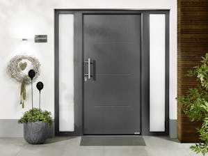 Entdecken Sie die Brandschutz- und Feuerschutztüren von... Entdecken Sie die Brandschutz- und Feuerschutztüren von Europas Nr. 1. Die Markenqualität von Hörmann steht seit Jahrzehnten für zuverlässige Brand- und Feuerschutztüren. Hörmann bietet für jeden Raum...