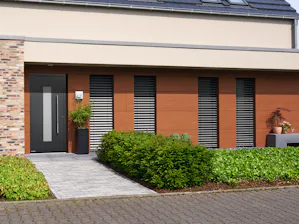 Waar moet goed deurbeslag aan voldoen? Deurbeslag buitendeur | ThermoCarbon Hörmann