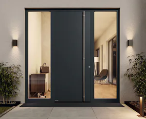 Calitate ridicată și durabilitate „Made in Germany”... Zonă de intrare iluminată cu ușa de intrare în locuință ThermoSafe și două uși laterale vitrate