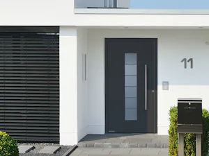Ihre Vorteile im Überblick:
Serienmäßige RC 3 Sicherheit... Modernes Haus mit grauer ThermoSafe Haustür