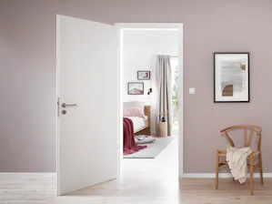 DesignLine Avec la DesignLine, vous réalisez la porte dont vous avez toujours rêvé. Qu’il s’agisse d’éléments de style tels que des applications en acier inoxydable, des joints en creux ou des combinaisons...