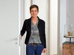 Das Irgendwann wird es einfach Zeit für eine Tür-Modernisierung. Ihr Hörmann Partner bietet Ihnen das Rundum-Sorglos-Paket:
Qualifizierte Beratung Aufmaß vor Ort Umweltgerechte Entsorgung...