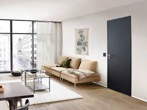 ProLine Le sentiment de bien-être est un critère essentiel pour votre habitat ?
Avec les modèles de porte de la série ProLine, vous faites le bon choix. Le vantail de porte affleurant ou avec recouvrement de...