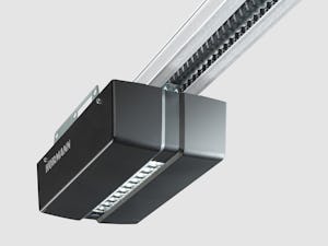 Met onze garagepoortaandrijving rijdt u met één druk op de... ProMatic-garagedeuropener