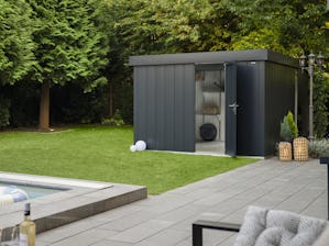 Chceli by ste do svojej záhrady, na dvor alebo príjazdovú... Chceli by ste do svojej záhrady, na dvor alebo príjazdovú cestu moderný a vkusný domček na náradie? Ak hľadáte praktické úložné riešenie pre drevo, naše kovové domčeky na náradie sú pre vás tou...