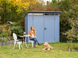Berry tool shed Classic The Berry tool shed Classic with its slim, vertical style has a classic, slender look. A design that timelessly combines style and form with no visible bolts or rivets. An appealing look down to the...