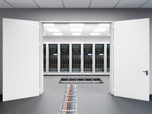 De stalen bedrijfsdeuren van Hörmann voldoen... De stalen bedrijfsdeuren van Hörmann voldoen aanmultifunctionele eisenen kunnen zowel binnen als buiten worden gebruikt. Ze bieden de vereistebrand- en rookbeveiligingen zijn...