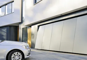 Parkeergarages en parkeren Garagedeuren voor de parkeergarage sector | Hörmann