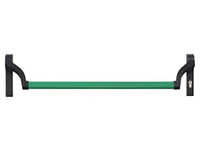 Portillons incorporés sans butée de seuil La barre antipanique disponible en option, ici en acier peint en vert, permet un passage piétons particulièrement rapide sans avoir à ouvrir la porte entière.