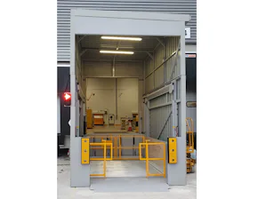 Die Universal-Verladebühne UDD bietet maximale Flexibilität... Ganz einfach Waren auf einen anderen Level bringen – mit dem Vehicle Dock Lift SDL.