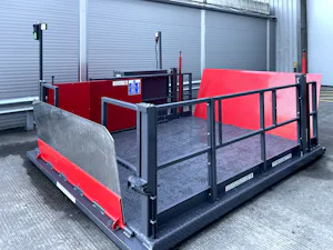 Die Universal-Verladebühne UDD bietet maximale Flexibilität... Hydraulischer Scherenhubtisch SL von Hörmann