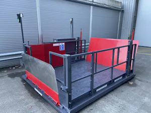 Tables élévatrices à ciseaux Les tables élévatrices à ciseaux hydrauliques constituent une solution économique pour le chargement et le déchargement de véhicules et le franchissement de différences de niveau au sein d’un...