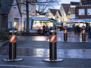 Les barrières mobiles de sécurité anti-véhicule constituent... Blocages mobiles anti-véhicule