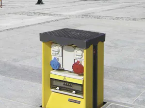 Postes d’alimentation de Hörmann : votre solution pour la... Postes d’alimentation de Hörmann : votre solution pour la distribution de l’électricité, l’eau, l’air comprimé et avec prises téléphone, où vous en avez besoin. Pour cela, choisissez simplement les...