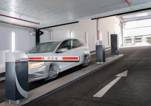 Qu’il s’agisse de parkings d’immeubles d’habitation,... Qu’il s’agisse de parkings d’immeubles d’habitation, d’hôtels ou pour les employés, nous avons la solution de parking permanent avec barrières adaptée à vos besoins. En plus de nos solutions...