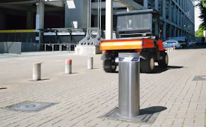 Nos bornes semi-automatiques sont adaptées à tous les... Halfautomatische verkeerspalen in stedelijke omgeving