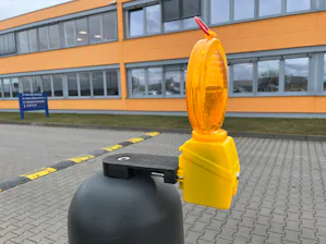 Accessoires et options
Avantage indéniable pour... Accessoires et options
Avantage indéniable pour l’OktaBlock : il est possible d’utiliser la surface des blocages anti-véhicule à des fins publicitaires ou informatives avec des affiches pour...