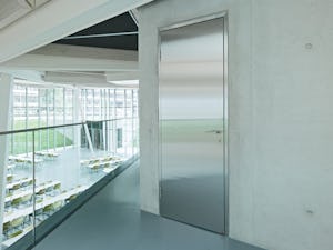 Les portes multifonctionnelles en acier offrent des... Les portes multifonctionnelles en acier offrent des avantages majeurs : les portes devant répondre à diverses exigences fonctionnelles et se trouvant dans un même espace s’accordent parfaitement les...