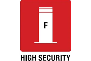 I vår High Security Line finns det dessutom fasta pollare...