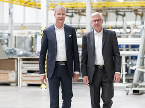 Depuis sa création en 1935, plus de 20 millions de portes... Depuis sa création en 1935, plus de 20 millions de portes ont été produites et livrées à travers le monde. Au sein de 40 usines spécialisées situées en Europe, en Amérique du Nord et en Asie, plus de...