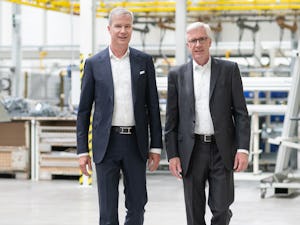 Yli 20 miljoonaa ovea on valmistettu ja toimitettu... Yli 20 miljoonaa ovea on valmistettu ja toimitettu maailmanlaajuisesti yrityksen perustamisen jälkeen vuonna 1935. Yli 6000 työntekijää kehittää ja valmistaa 40 erikoistuneessa tehtaassa Euroopassa,...