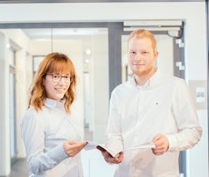 Ein Praktikum bei Hörmann ist vielseitig und interessant,... Ein Praktikum bei Hörmann ist vielseitig und interessant, denn wir binden Dich direkt ins Geschehen ein und lassen Dir Freiraum für Deine Ansätze. Du lernst ein innovatives und zukunftsorientiertes...