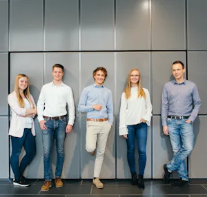 Eine qualifizierte Berufsausbildung stellt die Basis für... Eine qualifizierte Berufsausbildung stellt die Basis für Deinen aussichtsreichen Berufseinstieg dar. Wir bieten begeisterungsfähigen, engagierten jungen Menschen die Chance, eine anspruchsvolle und...