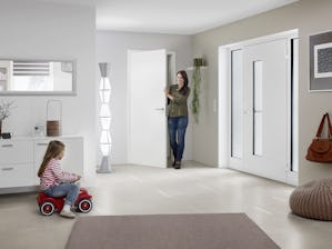 Scoprite le quattro esecuzioni delle porte d'ingresso del N°... Scoprite le quattro esecuzioni delle porte d'ingresso del N° 1 in Europa. Ognuna di loro soddisfa a modo suo le aspettative individuali nei confronti di un buon portoncino d'ingresso. Ma una cosa...