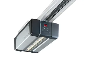 SupraMatic 4 Aprite il portone con la motorizzazione SupraMatic in modo semplice e rapido tramite telecomando e accedete direttamente al garage dalla strada. I ricevitori Bluetooth di serie permettono di comandare...