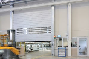 Med høy fart, god isolasjonsevne og presisjon er Hörmanns... Med høy fart, god isolasjonsevne og presisjon er Hörmanns hurtigporter i stål det perfekte valget for bedrifter som er opptatt av miljø og effektiv trafikkflyt.
Driver du en industribedrift,...